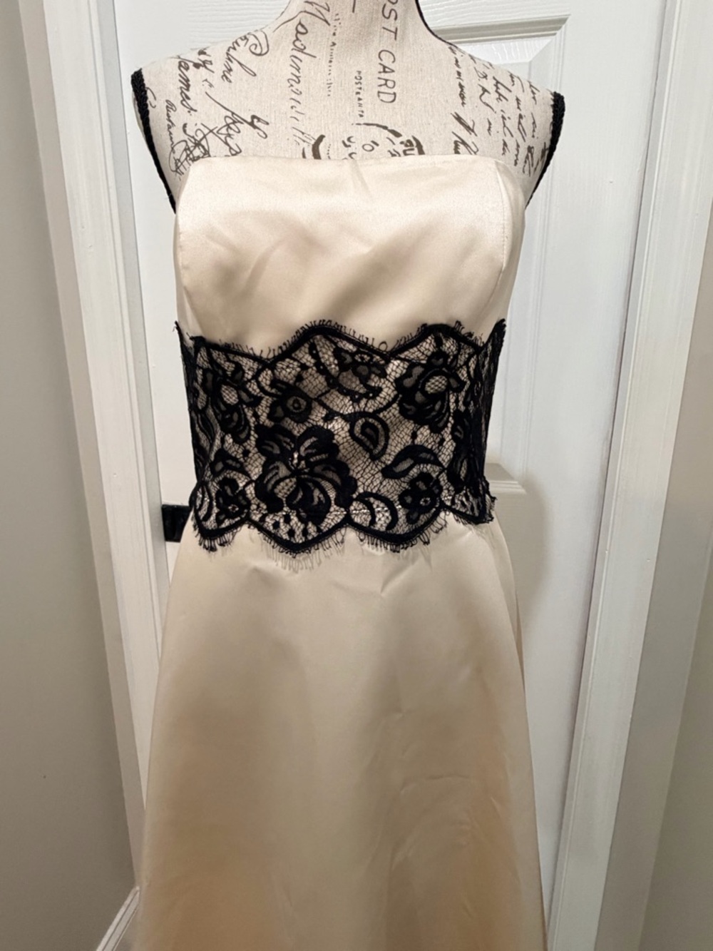 White House Black Market Strapless Satin Lace Dress Cream Black - Picture 5 of 9